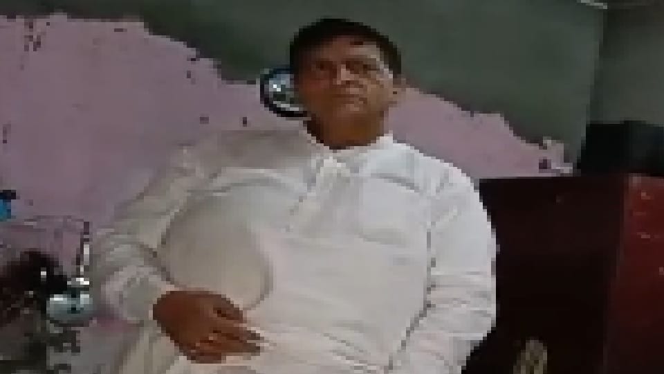 Baghpat: Former District President of Congress absconding