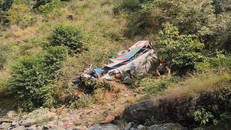 Almora Accident There were 63 passengers in a 42 seater bus driver had already sensed something untoward