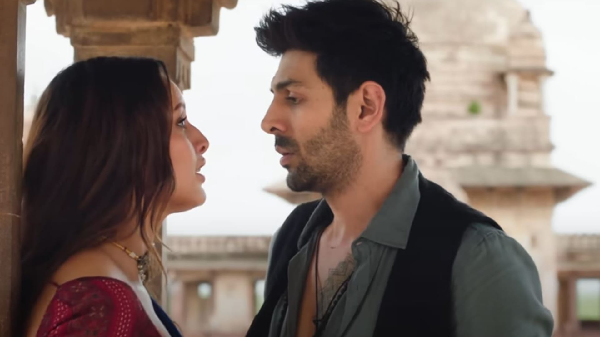 Animal actress Triptii Dimri Bold Scenes with Ranbir Kapoor film asked by Sunil Grover said Asli Mein Kuch Tha