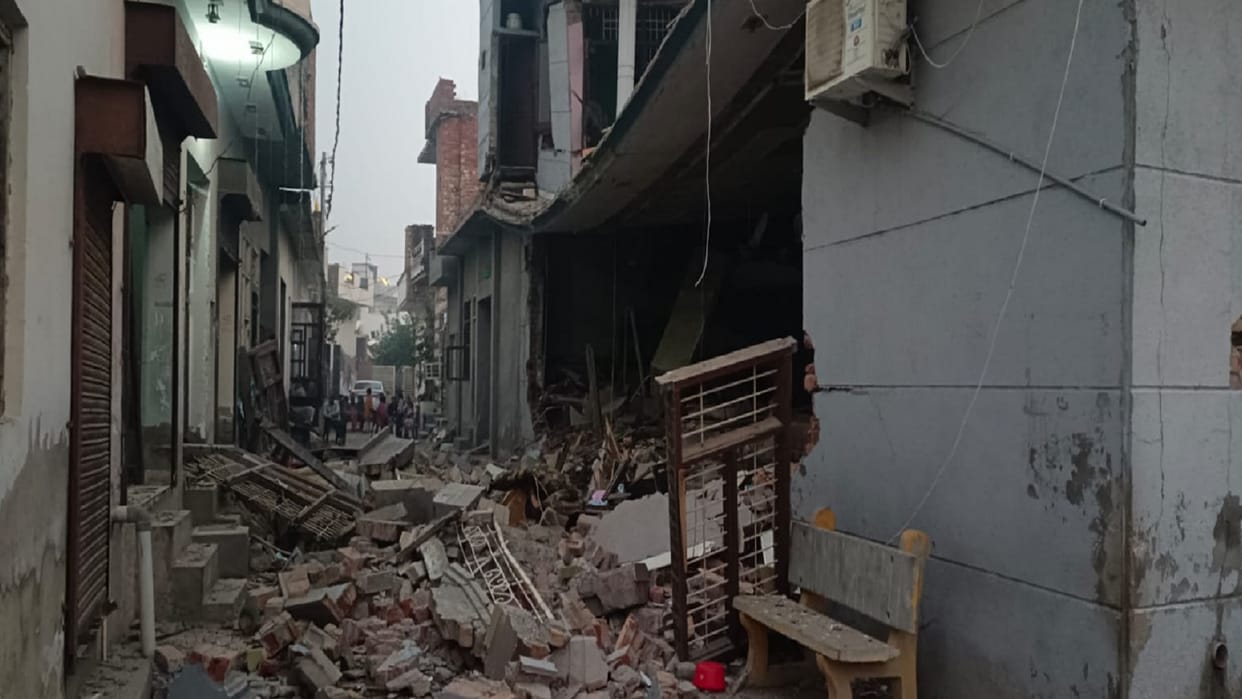 House collapsed due to a gas cylinder explosion in Kaithal of Haryana