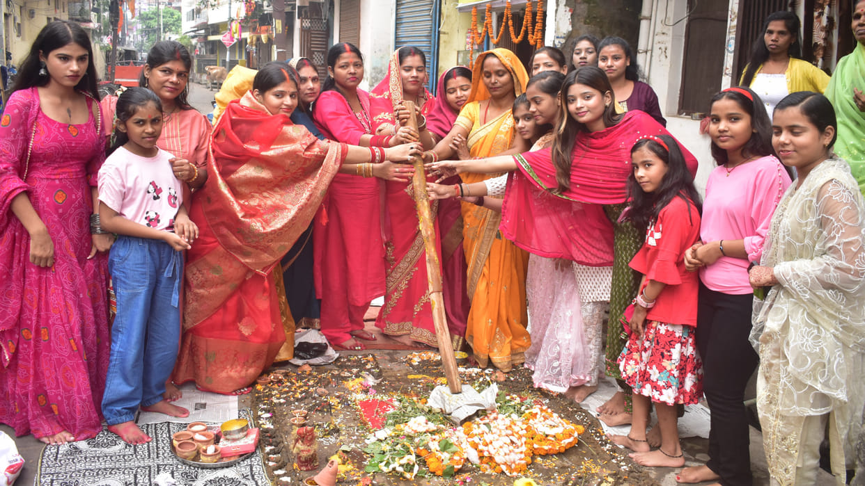 Govardhan Puja was celebrated with great pomp in Gorkhapar, the puja lasted for two days.
