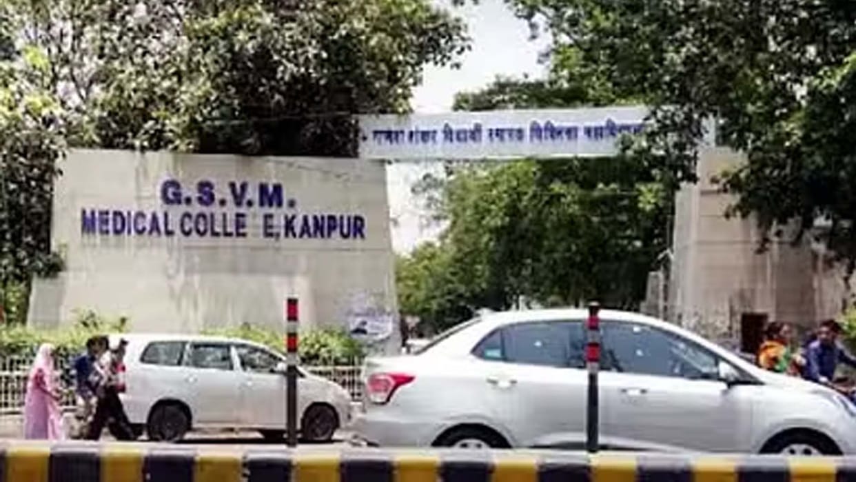 Delhi Blast 10 year old mystery in Kanpur Agencies reached GSVM file of Dr Shaheen missing since 2013 reopened