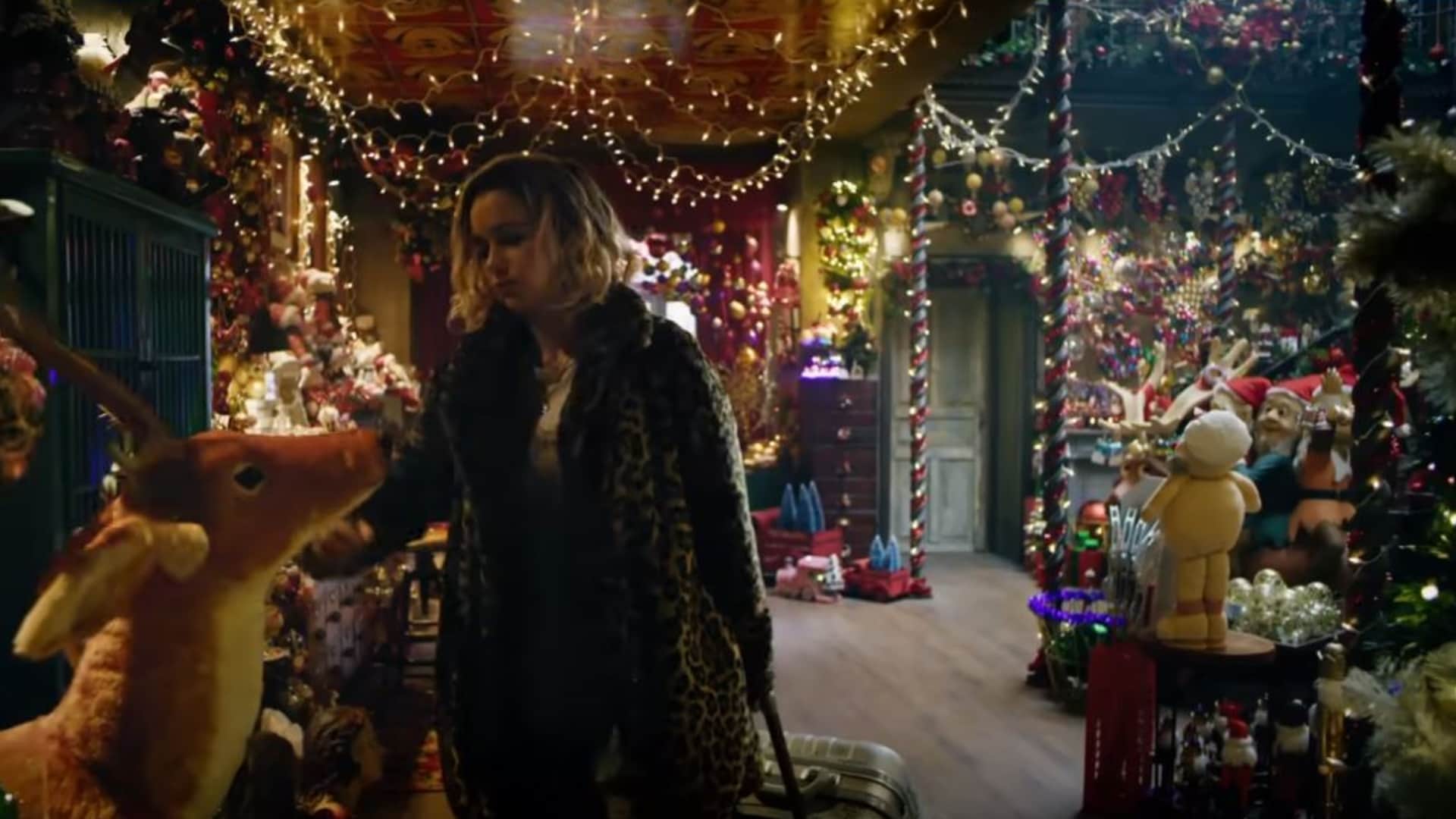 Must watch these hollywood films on Christmas The polar express let it snow holiday in handcuffs movie more