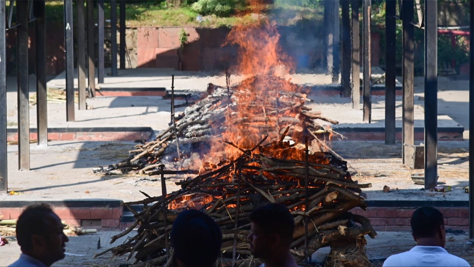 Chandigarh: CU professor cremated with two daughters, died due to car fire