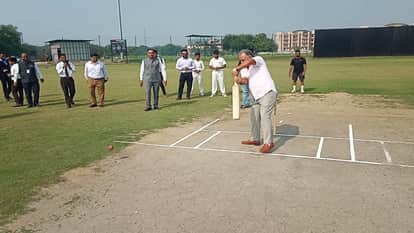 Meerut: World Cup winner said, seniors are not playing domestic cricket, that's why lost to New Zealand