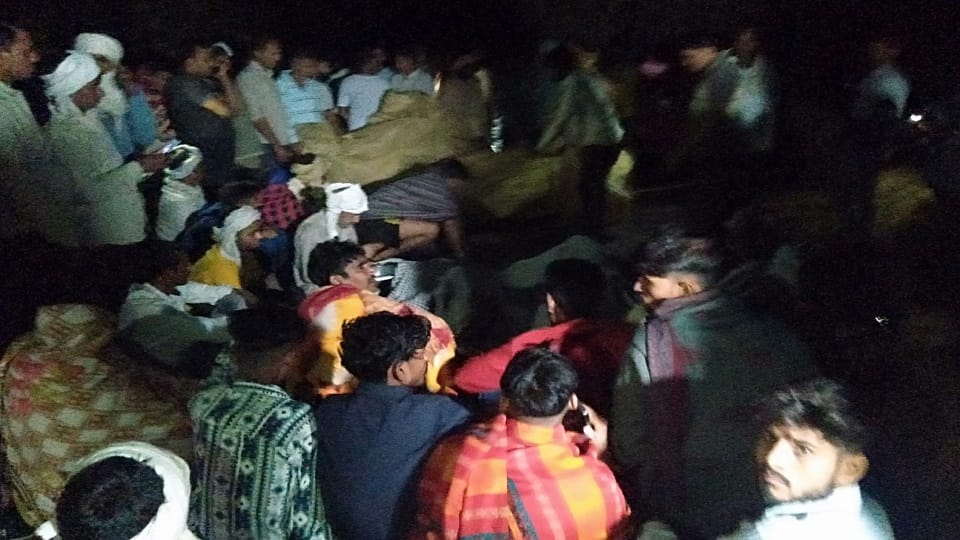 Muzaffarnagar: Sugarcane laden trolley collides with high tension line, two including driver died
