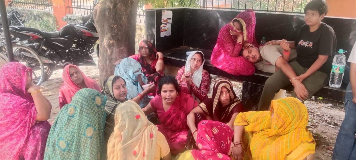 Brother died before Bhai Dooj sister came from Surat found dead body hugged him and started crying