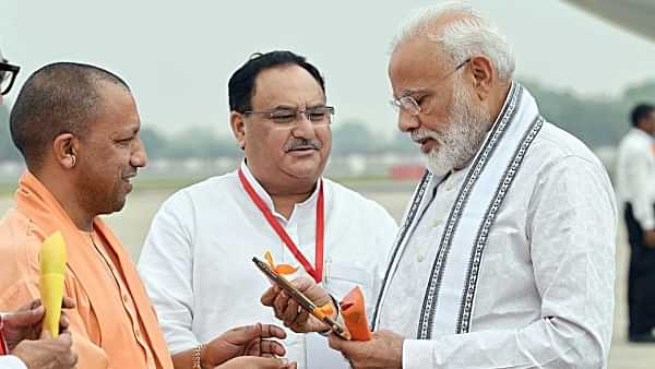 सीएम योगी ने मोदी और नड्डा से की मुलाकात, महाकुम्भ का न्योता देने के साथ इस मुद्दे पर भी की चर्चा