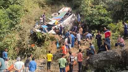 Almora Bus Accident Mourning in Barath Malla village pauri Garhwal Kotdwar six people died