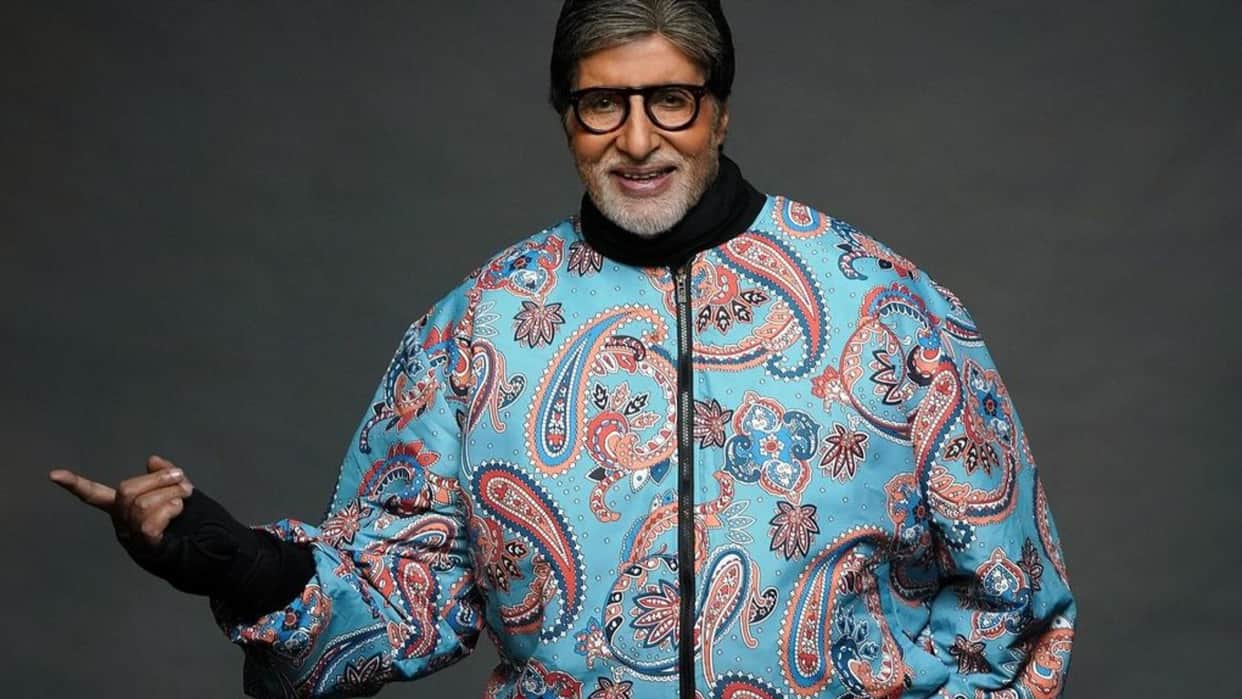 Kaun banega crorepati 16 viral clip amitabh bachchan seen to learn taekwondo kick with contestant