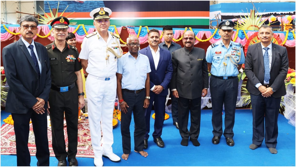 Navy will monitor coastal areas with ships made with indigenous technology, 11 ships will be built in Kolkata