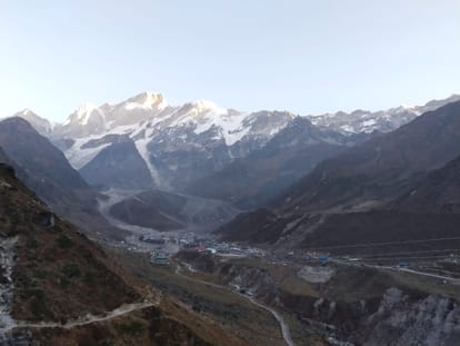 Kedarnath-Toshi-Triyuginarayan Marg team conducted survey Pandava era alternative route