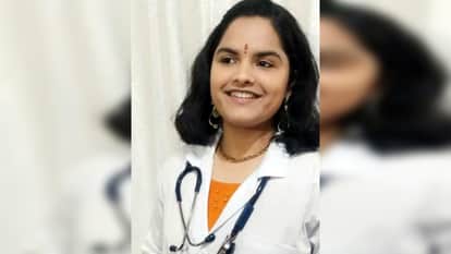 MP News Shivranjani Tiwari may be fatally attacked in Magh Mela claim made in Pandohkar Sarkar pamphlet