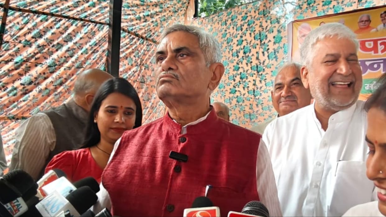Rohtak: Former minister Manish Grover said - Bhupendra Singh Hooda divided Congress by becoming Dhritarashtra