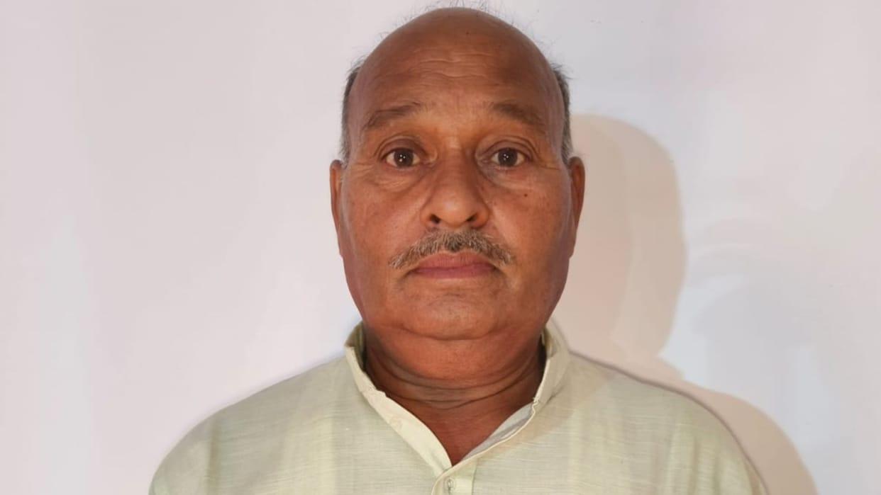 Azamgarh Retired soldier beaten death dispute over drain accused absconded after seeing police
