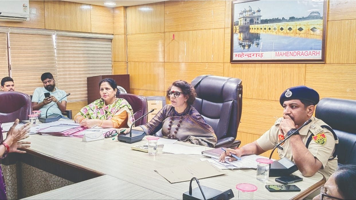 Haryana: Woman slaps father-in-law during hearing in State Women's Commission