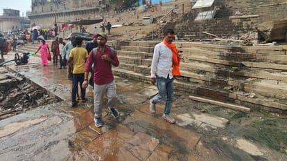 snub cleanliness drive Sewage from monasteries temples ashrams hotels flowing into Ganga in varanasi