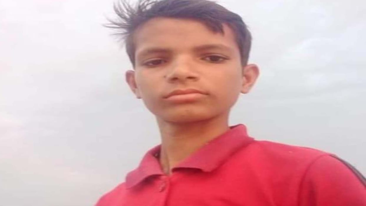Hardoi: When father advised him to study, son hanged himself