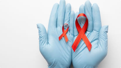 Year Ender 2024 From cervical cancer and Russian Cancer Vaccine To Covid Vaccine Development News in Hindi
