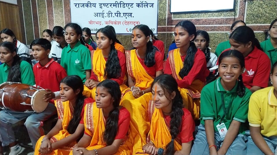 Sharda Sinha songs echoed in Inter College IDPL Virbhadra Rishikesh on Chhath Puja festival