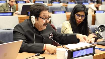 कांग्रेस नेता राजीव शुक्ला