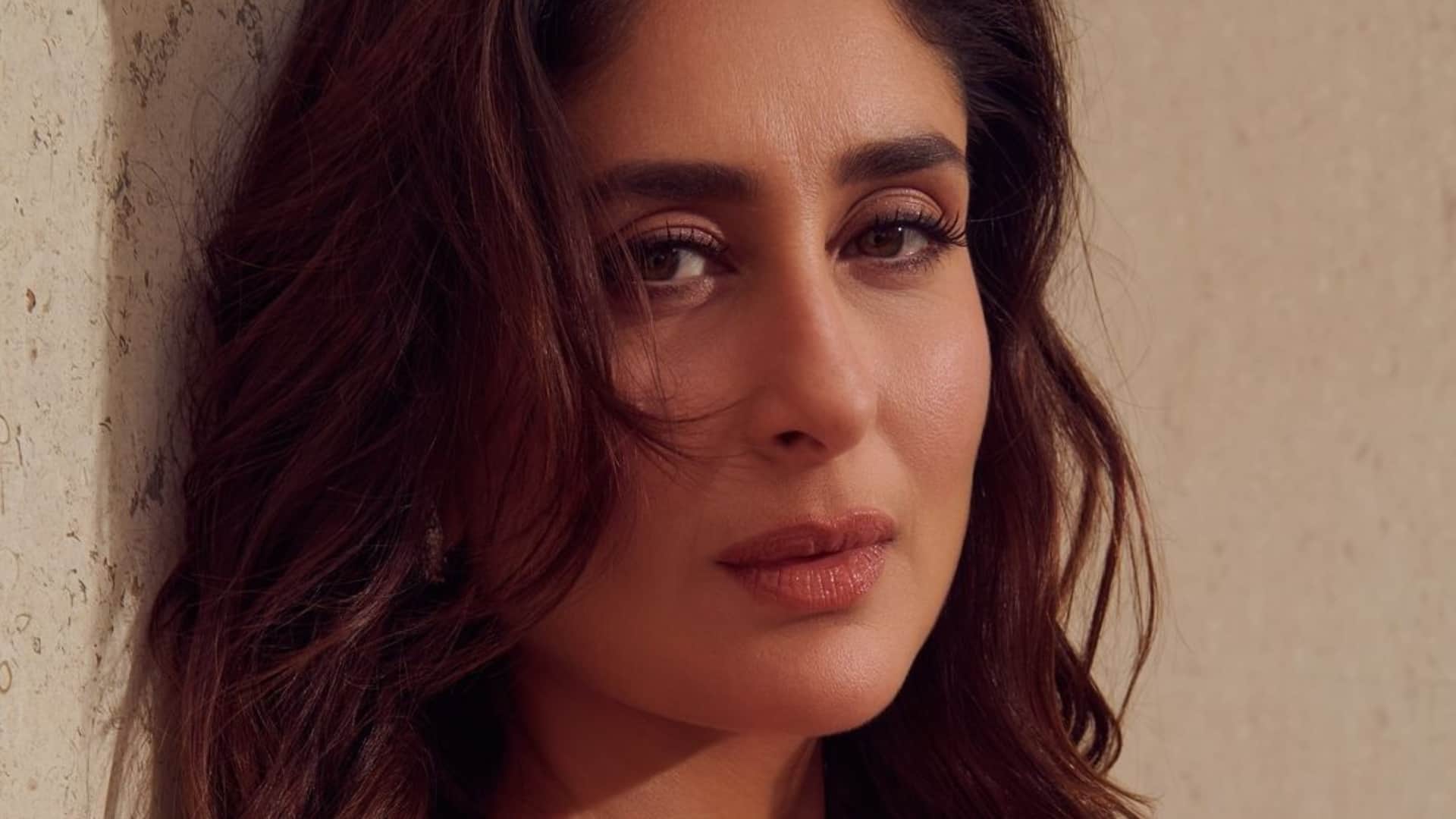 Kareena Kapoor Gets Trolled As singham again actress Denies Selfie with a Female Fan Video Goes Viral report