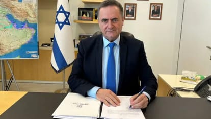 Donald Trump declares that we have control of Iran’s skies News In Hindi