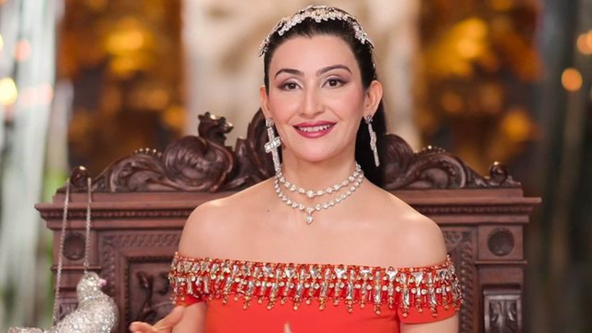 Fabulous lives of bollywood wives Fame Shalini Passi Duet Song With Social Media Influencer Darshan Viral