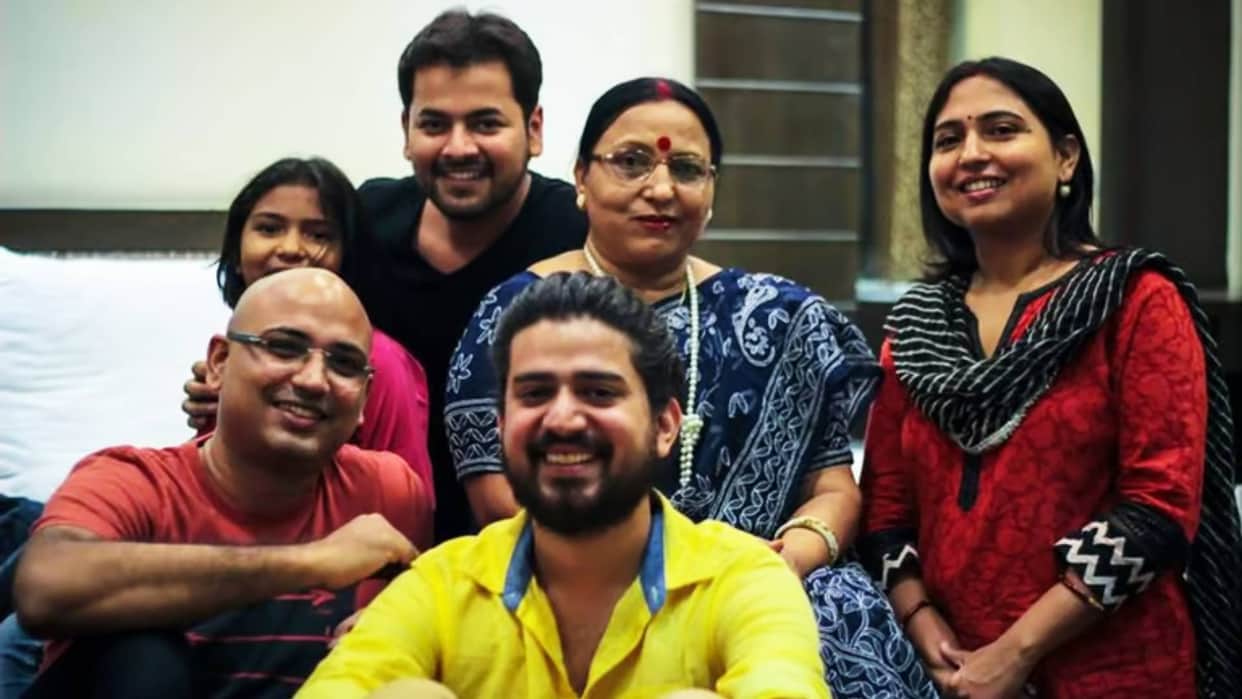 Sharda Sinha Death folk singer bihar kokila family tree and property son Anshuman Sinha daughter Vandana sinha