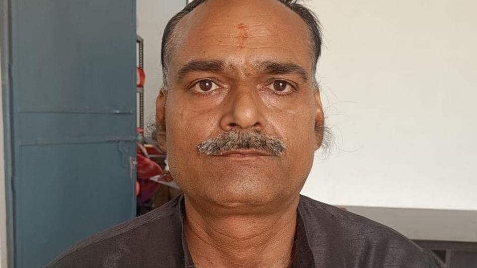 Police arrested accused who gave wrong medicine in name of curing cold and cough in Bhatapara