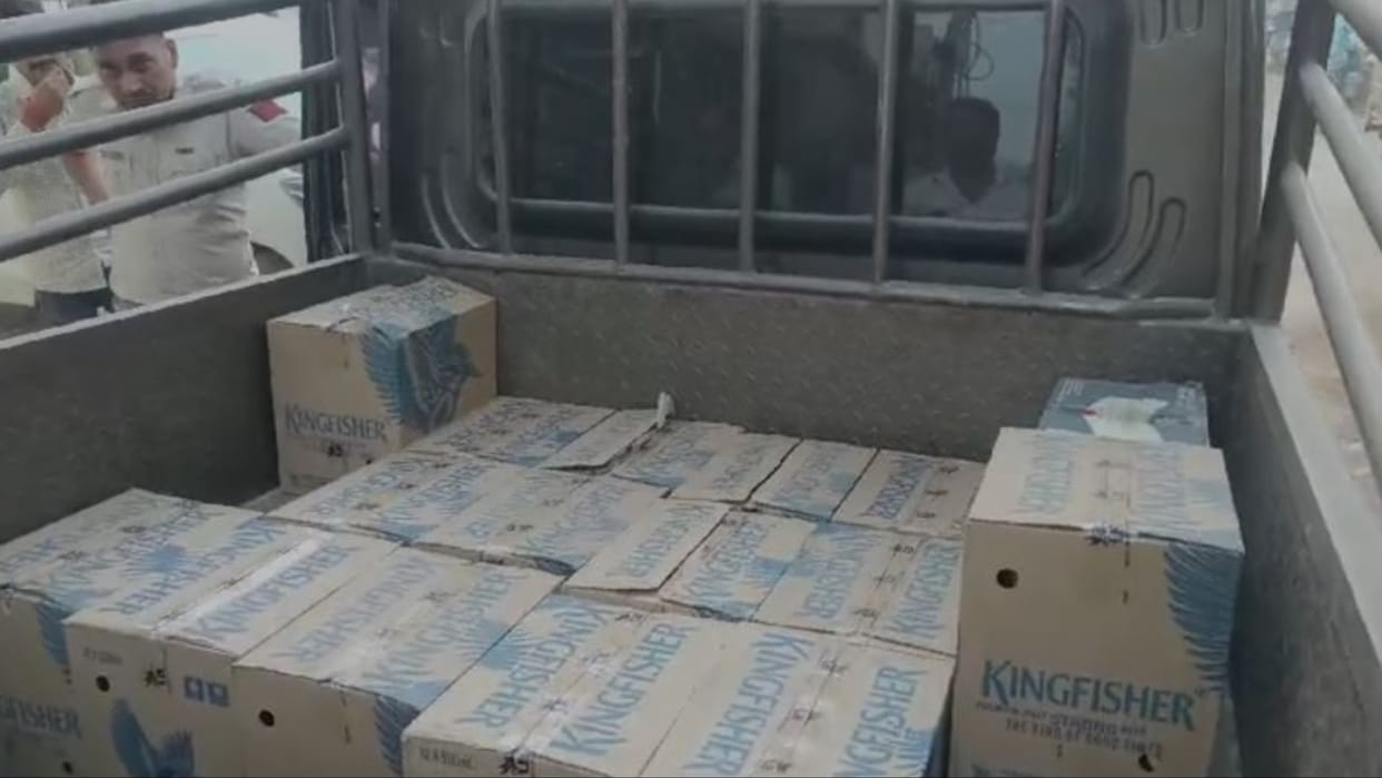 Excise department team raided Mahendragarh, 175 boxes of liquor recovered