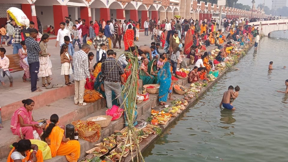 Chhath Puja celebration at Brahmasarovar in Kurukshetra CM Nayab saini also come