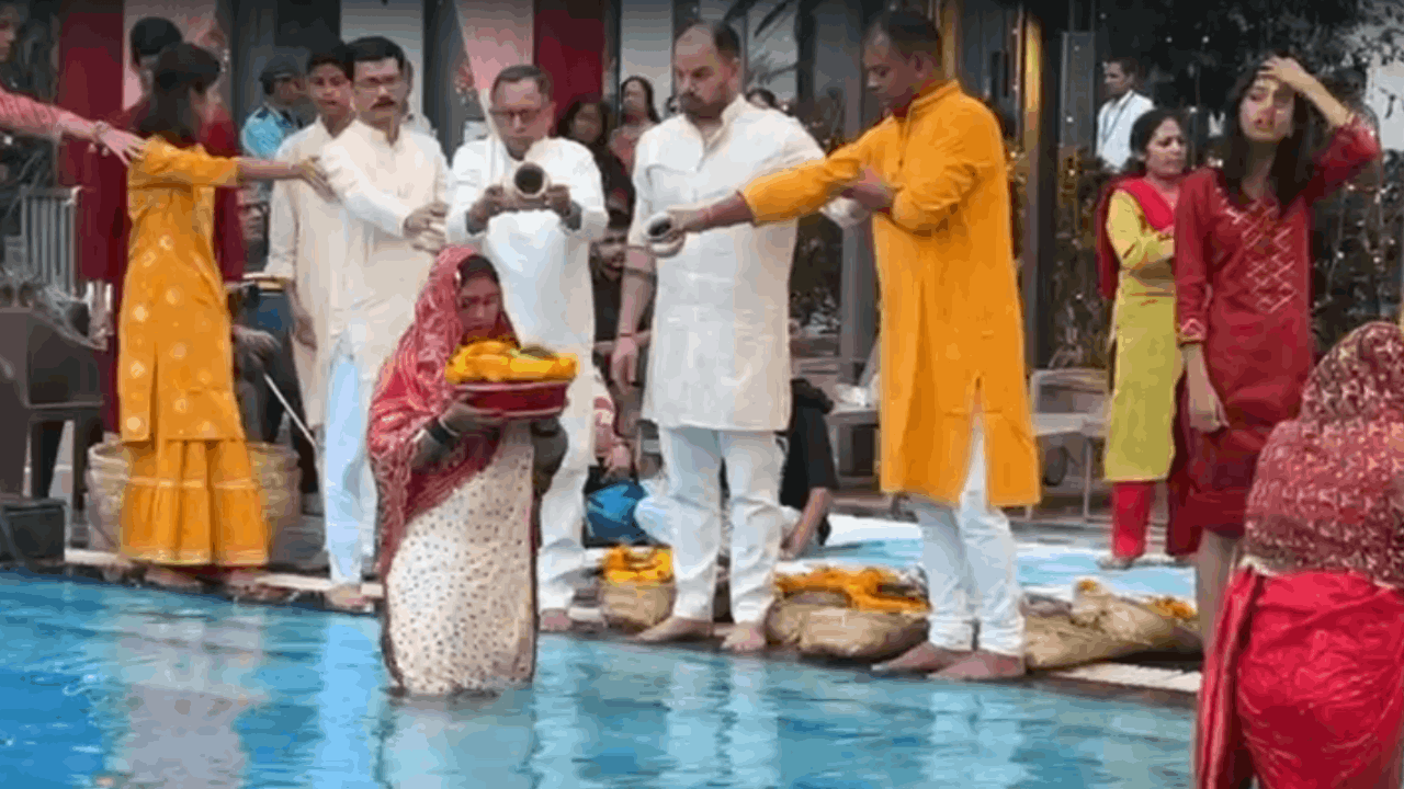 Chhath Puja 2024 great festival celebrated with great pomp in Delhi-NCR Photos