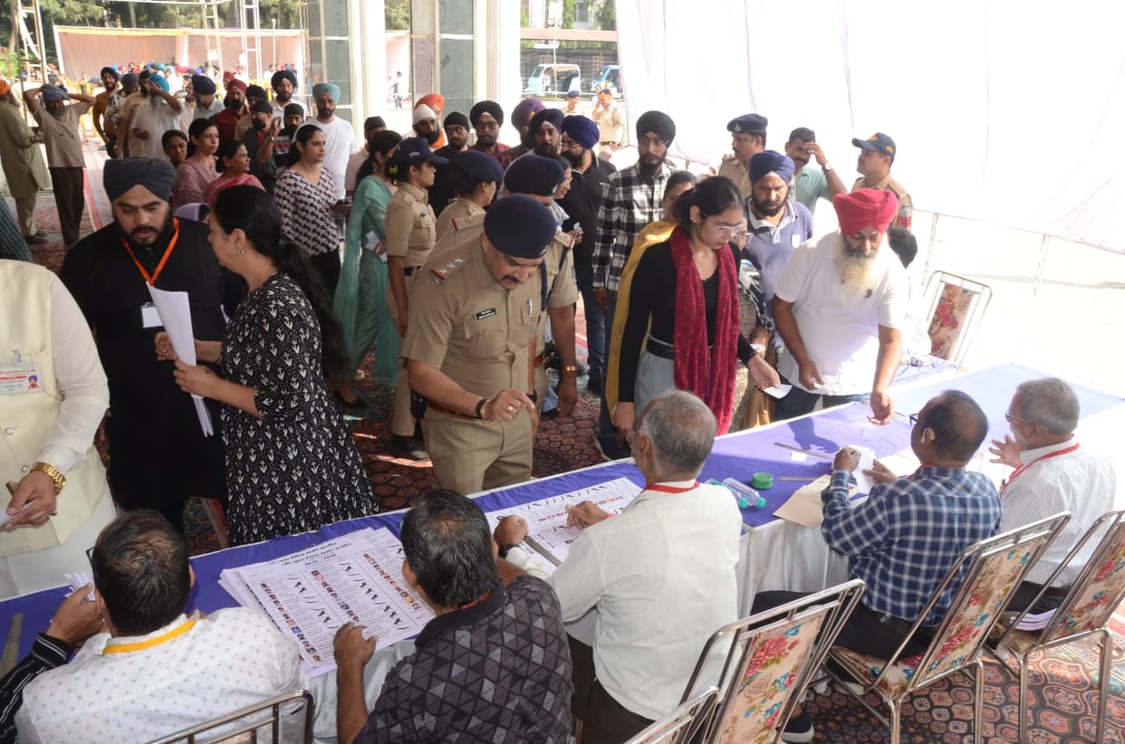 Indore: 63 percent voting in the Gurusingh Sabha elections of Sikh community, counting of votes will take plac