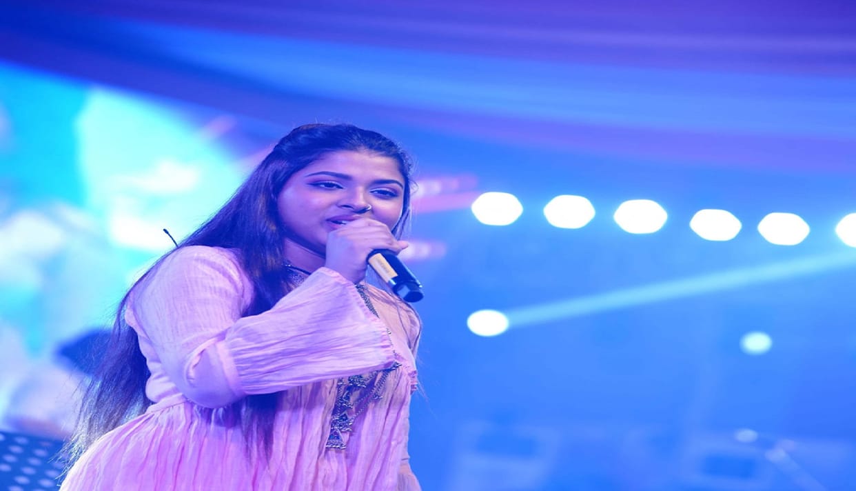 Rajyotsava closing on Pawandeep-Arunita superb songs mesmerized audience, Jaadoo Bastar Ka program won hearts