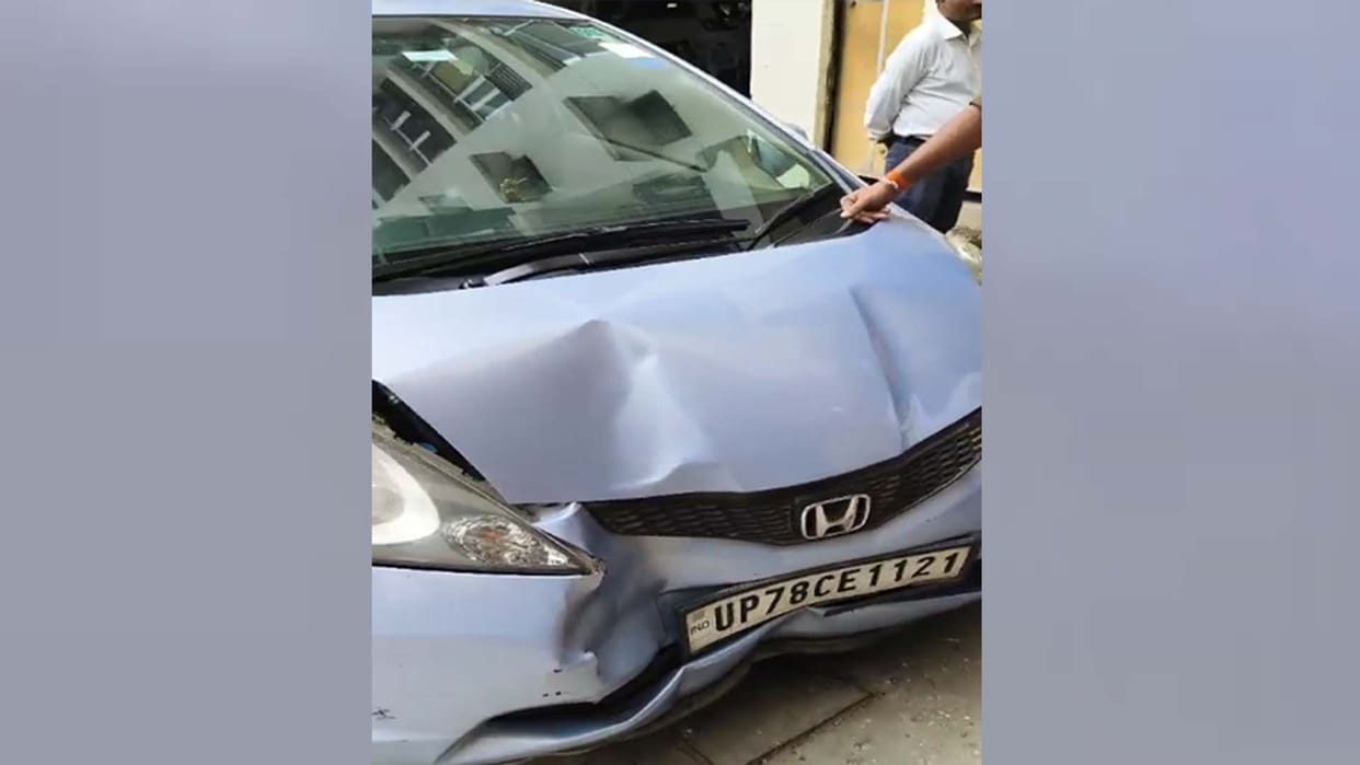 Kanpur: An old woman died after being hit by a speeding car in Anand Aishwarya Apartment