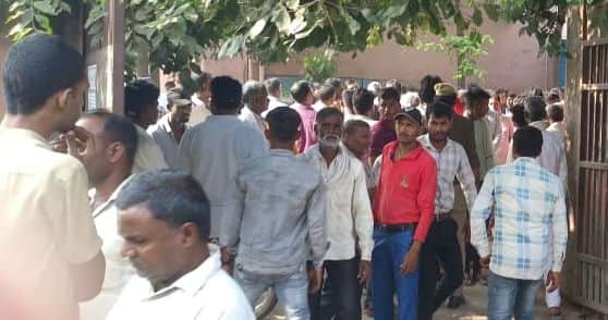 Hardoi accident Some were hanging and some were stuck in the middle death did not even give a chance to scream