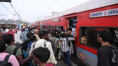 Picture of railway stations changed with Rs 5,000 crore, Prayag and Phaphamau stations got new buildings.