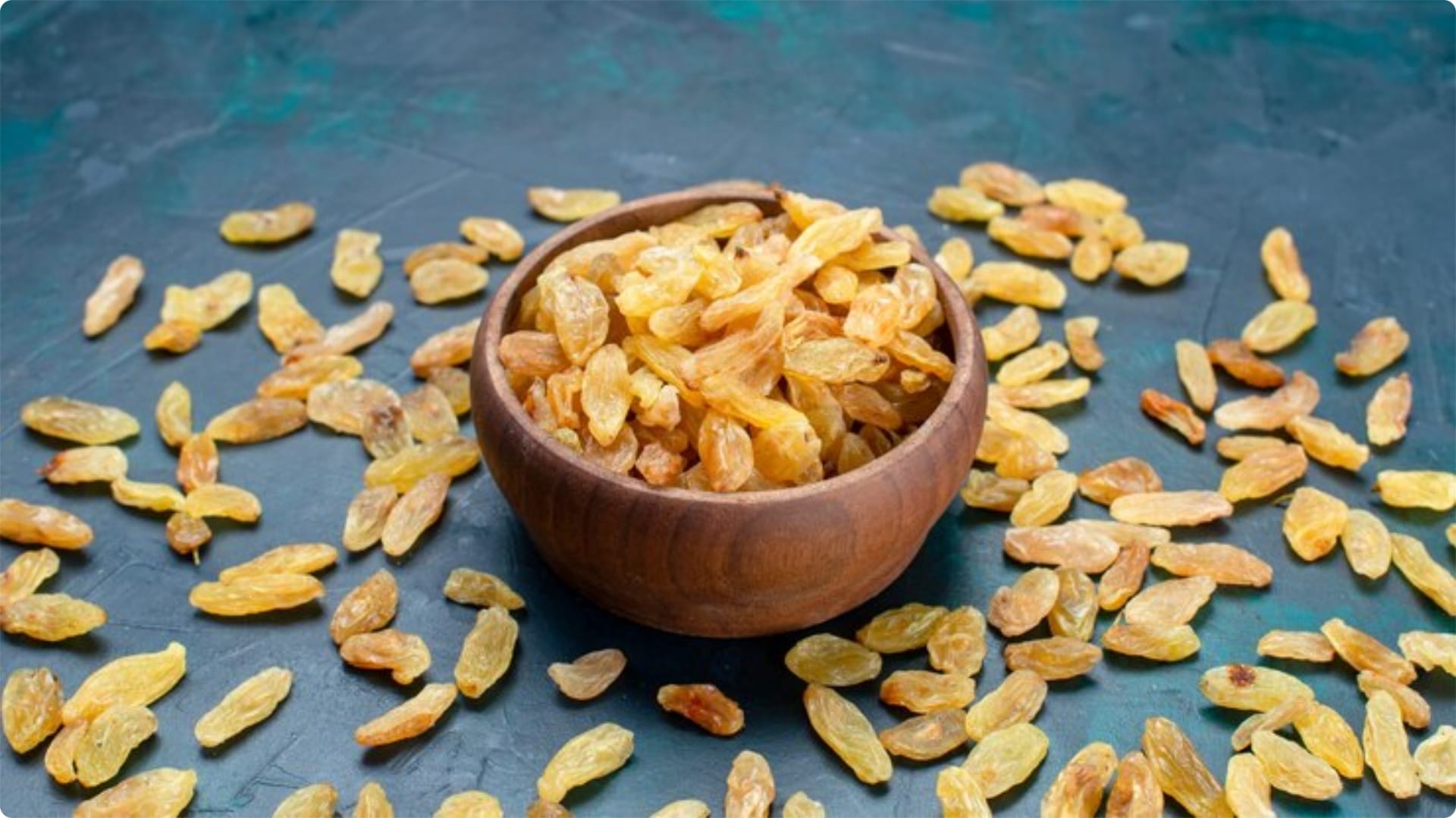 right way to eat raisins in hindi kishmish khane ka sahi tarika