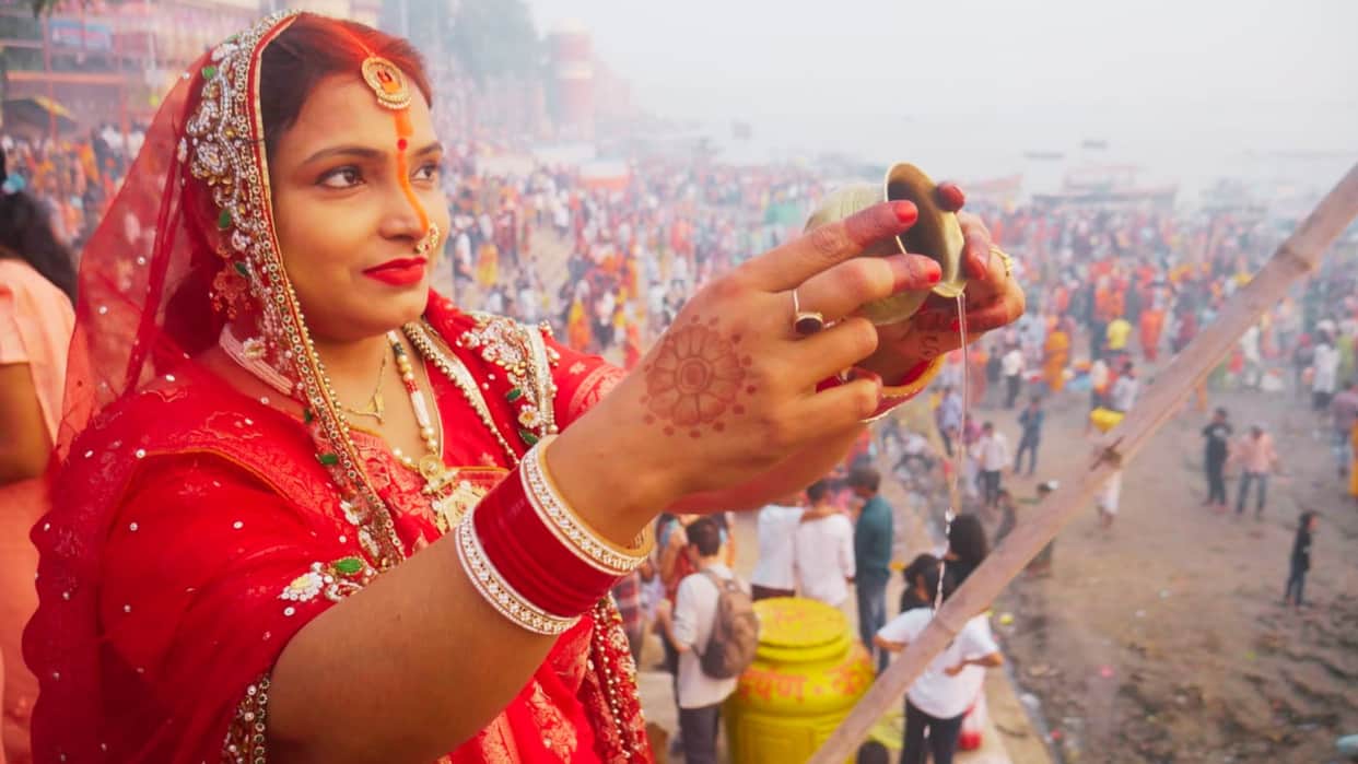 Chhath Puja 2025 do not wear clothes of these color during chhath puja