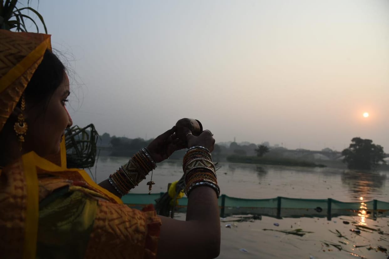 Chhath Mahaparv completed after offering prayer to Lord Surya.