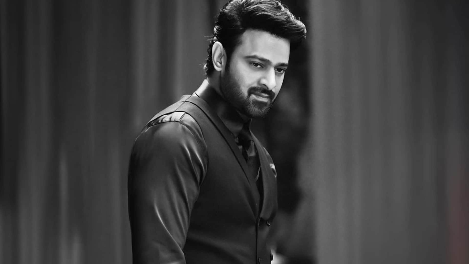 Prabhas Hanu Raghavpudi Upcoming Periodic Film Fauji Glimpses Leaked Details Inside