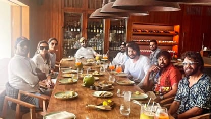 Telugu Cinema South SuperStars Chiranjeevi mahesh babu Nagarjuna seen together in a picture in Maldives