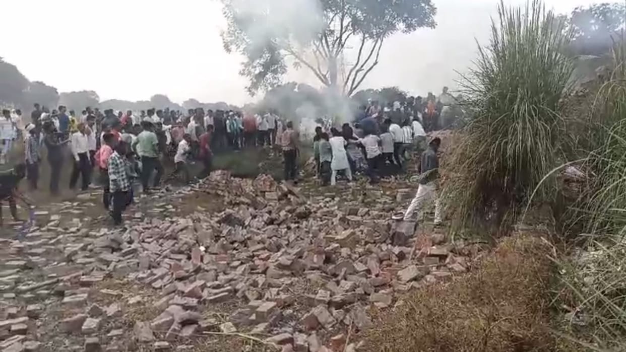Blast in illigal fire cracker factory in Kudwar thana in Sultanpur.