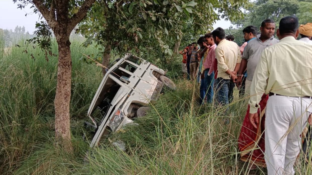 A young man riding a bike died after being hit by a speeding Bolero the accident took place on the Sikanderpu