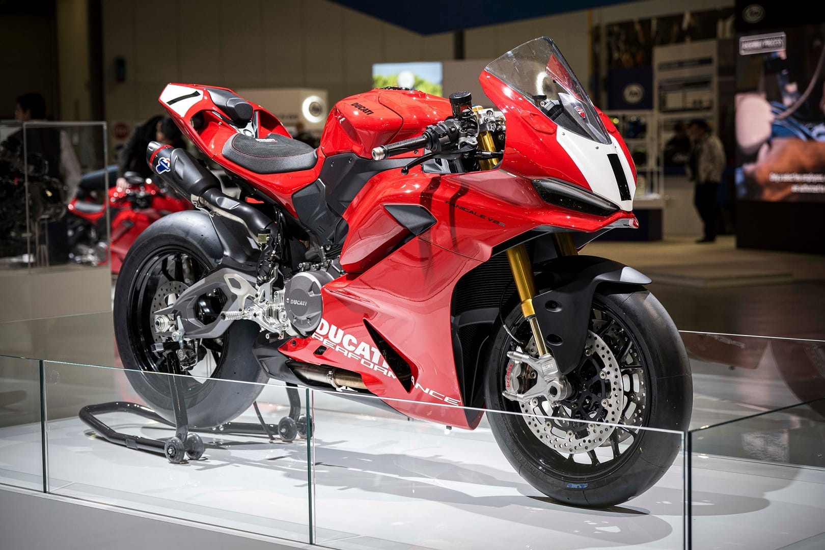 Ducati Panigale V2 S and Streetfighter V2 S Launched in Ducati Yellow Color in India; Check Prices and Specs