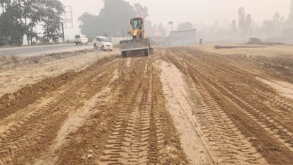 Bareilly is becoming smart on paper the city has grown but there are no facilities