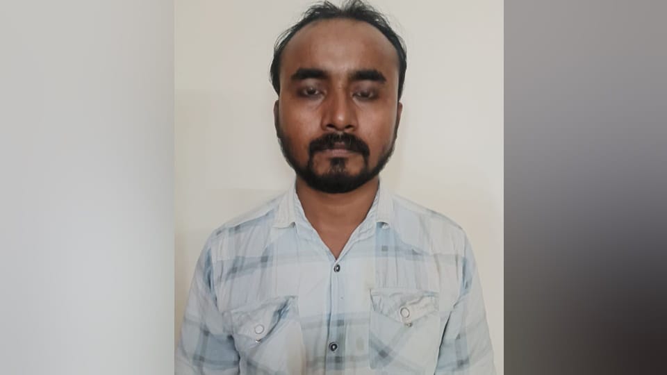 Gorakhpur businessman murder revealed Accused Saif had slit his throat after seeing a thick chain