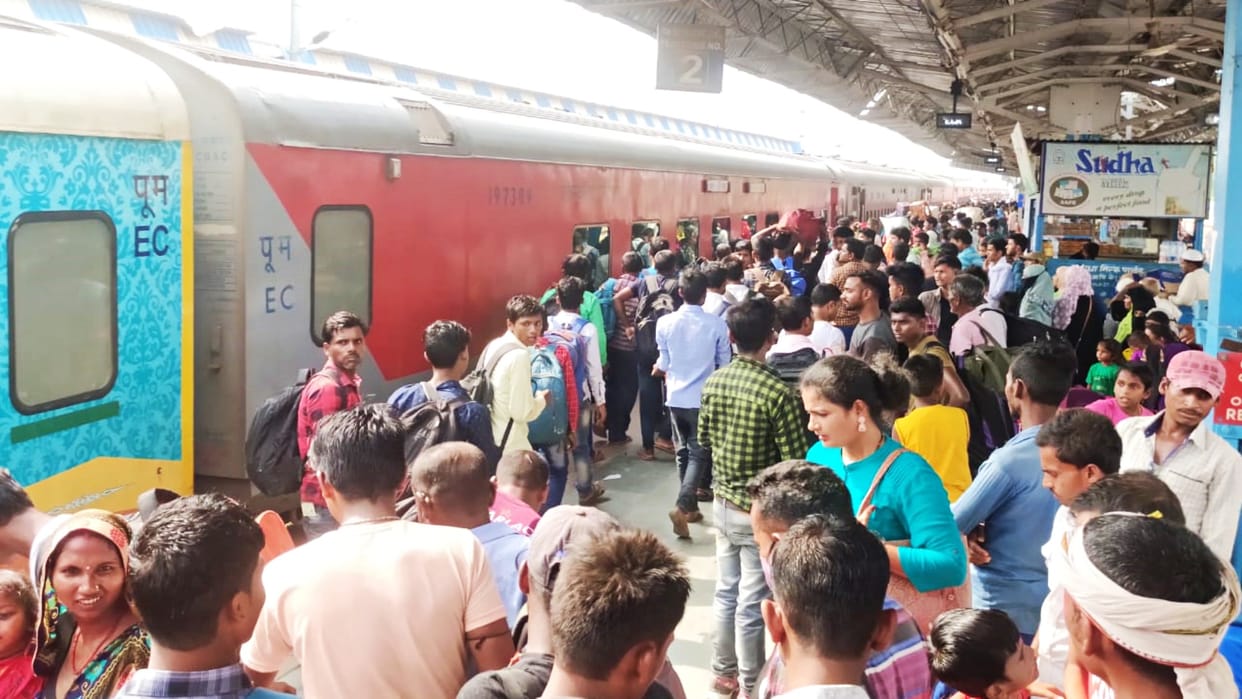 Seeing the crowd, the railways added extra coaches in 20 trains