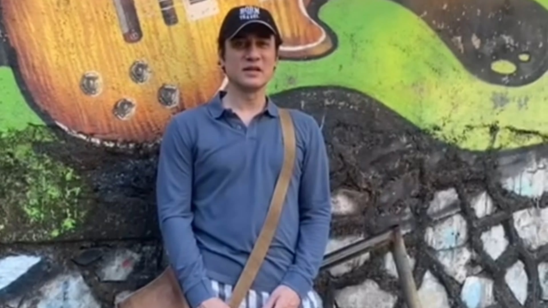 Aamir khan brother faisal khan bought vegetables video went viral on social Media details inside